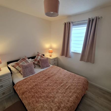 Lovely 2 Bedroom Flat In Nice Inversness Area. インヴァネス エクステリア 写真